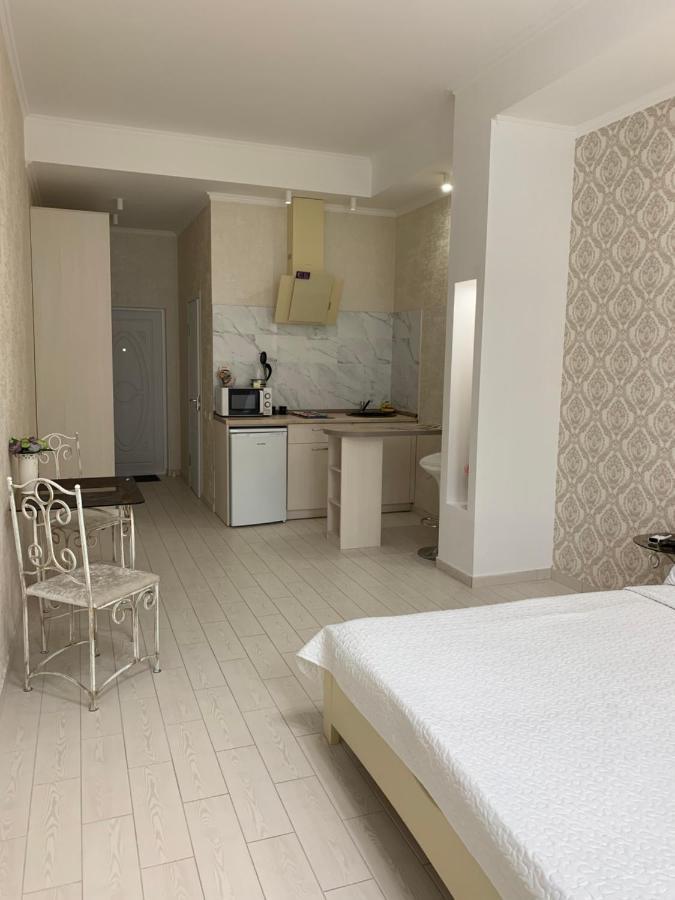 Gagarin Plaza Apartments Odesa Exterior photo