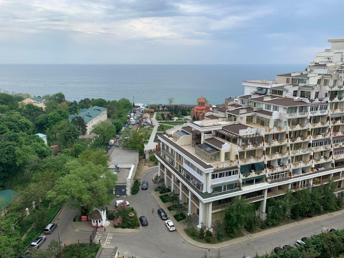 Gagarin Plaza Apartments Odesa Exterior photo